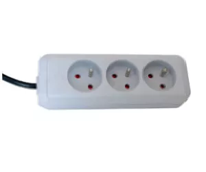 Lindy 3-Port power extension