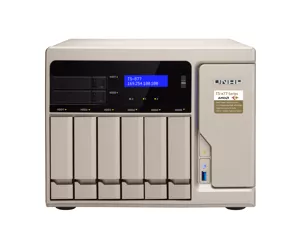QNAP TS-877
