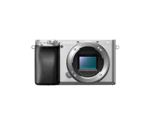 Sony α 6100 + 16-50mm