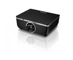 Benq W8000