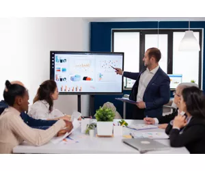 Sharp PN-L652B 165,1 cm (65") 3840 x 2160 pikseliai LCD Juoda