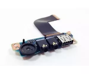 Toshiba P000561150 запчасть для ноутбука плата USB